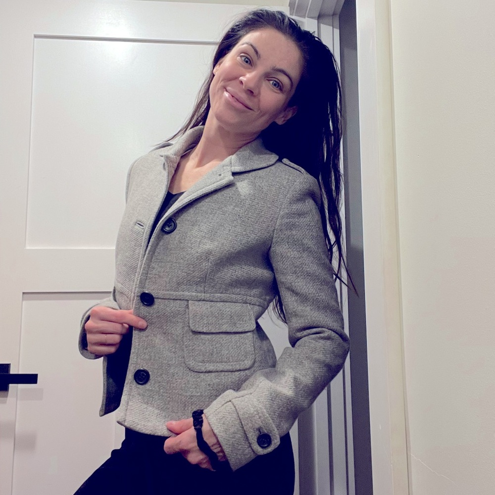 Women’s Banana Republic Vintage cropped button Wool Jacket Grey XS